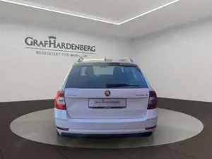 Skoda Octavia Combi Tour 1.0 TSI Navi Sitzheizung Bild 5
