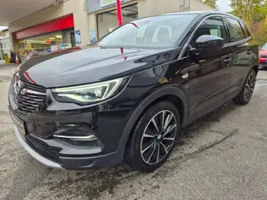 Opel Grandland X ALLRAD - Hybrid4 1.6 DI  300 PS Systemleistung