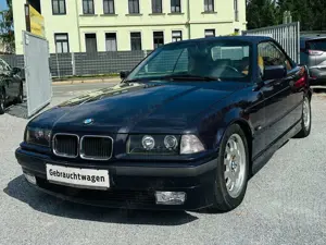 BMW 320 3er 320i Sport Edition LEDER KLIMA  ALU TÜV NEU Bild 4