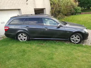 Mercedes-Benz E 200 E 200 CDI DPF BlueEFFICIENCY Automatik Bild 3