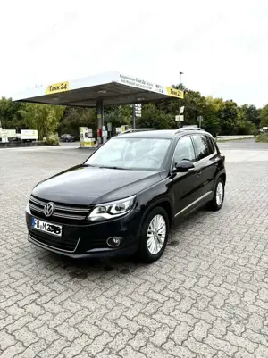 Volkswagen Tiguan Sport  Style