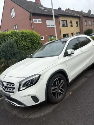 Mercedes-Benz GLA 200 GLA 200 (156.943) Bild 2