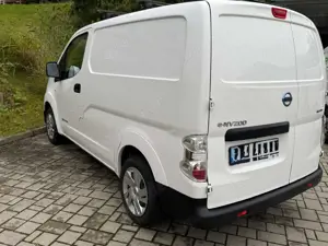 Nissan E-NV200 e-NV200 24 kWh mit Batterie  Kasten 2 Premium Bild 3