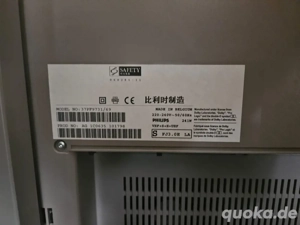 Philips Flachbildschirmfernseher 37"