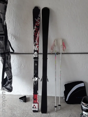 skiausrüstung