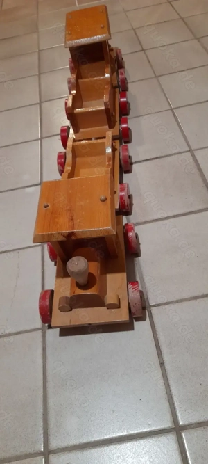 Holzeisenbahn Bild 2 Holzeisenbahn Bild 2