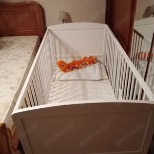 Kinderbett 70x140 cm, Lattenrost und Matratze unbenutzt