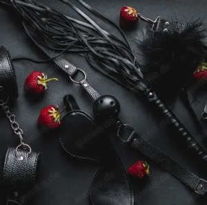 Welche Frau mit einer devoten Ader mag es gerne härter ;)