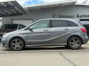 Mercedes-Benz B 180 CDI B -Klasse /Aus 1. Hand /AUTOMATIK Bild 1