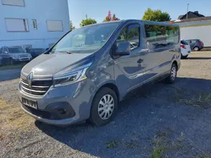 Renault Trafic L2H1 3,0t (8/9 Sitze) Life
