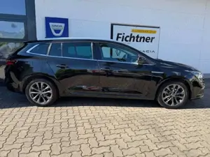 Renault Megane Symphony TCe 130 Head Up Anhängerkupplung Bild 5