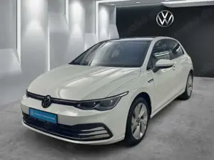 Volkswagen Golf VIII Lim. 2.0 TDI Style KAMERA AHK NAVI BUSINES...