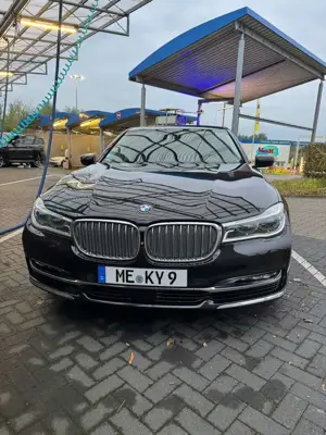 BMW 730 730d Bild 2