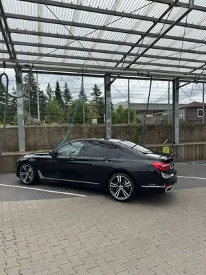 BMW 730 730d Bild 4