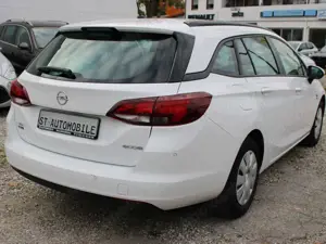 Opel Astra Selection Start/Stop Bild 5