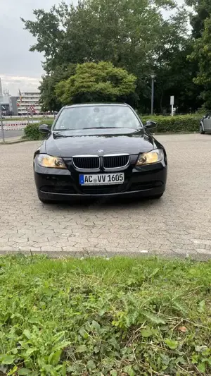 BMW 318 318i