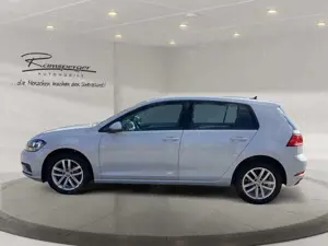 Volkswagen Golf VII 1.0 TSI Trendline Climatronic SHZ PDC Bild 3