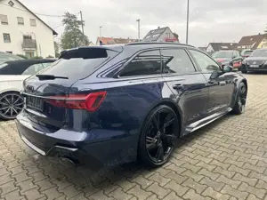 Audi RS6 AVANT 4.0TSI QUATTRO*HEAD-UP*PANO*STANDH.*AHK Bild 5