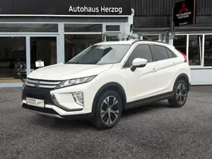 Mitsubishi Eclipse Cross Spirit 1.5 T CVT *18" ALU + WR*