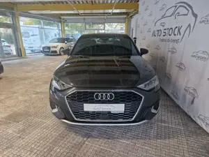 Audi A3 30 TFSI S tronic advanced LED Navi PDC Sitzh. Bild 2