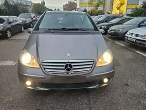 Mercedes-Benz A 170 A 170 (169.032) Automatik Bild 2