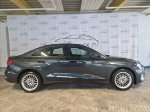 Audi A3 30 TFSI S tronic advanced LED Navi PDC Sitzh. Bild 4