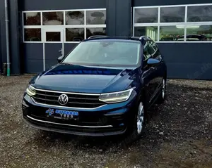 Volkswagen Tiguan Life 4Motion, AHK, R.Kamera, ACC, Navi, Lenkradhei