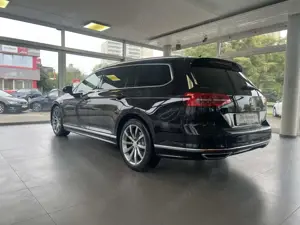 Volkswagen Passat Variant High 2.0 TDI DSG 2x R-LINE LEDER Klima Navi Leder Bild 3