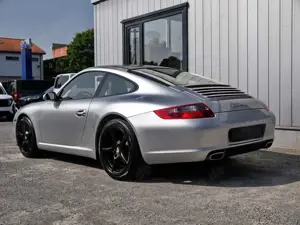 Porsche 911 Carrera 997 Top Zustand + wenig Kilometer Klima Bild 3