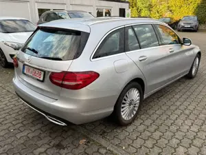 Mercedes-Benz C 200 d C-Klasse T G-Tronic Automatik Teilleder Bild 4