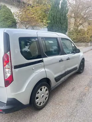 Ford Tourneo Connect Grand Tourneo Connect 1.5 EcoBlue Start/Stop Trend Bild 5