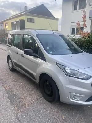 Ford Tourneo Connect Grand Tourneo Connect 1.5 EcoBlue Start/Stop Trend Bild 2