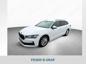Skoda Superb Combi Essence 1.5TSI*NAVI*ACC*PDC*SHZ*Behz.Lenkrad