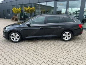 Skoda Superb Combi Ambition*Led*Leder*Acc*Keyfree* Bild 5