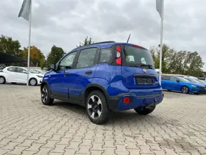 Fiat New Panda 1.0 City Cross Plus *Sitzh. Klima AHK* Bild 2
