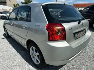 Toyota Corolla 1.6 Sol Compact Rentner*Klimaautomatik* Bild 4