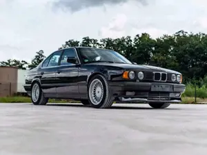 Alpina B10
