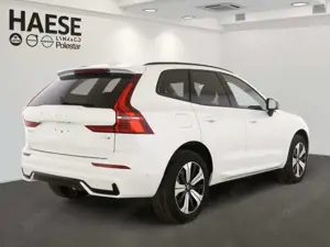 Volvo XC60 T6 Plus Dark Recharge Plug-In Hybrid AWD EU6e Voll Bild 2