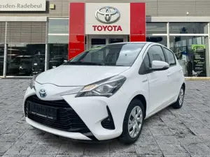 Toyota Yaris 1.5 Hybrid Business Edition Navi*SHZ*KAM Bild 2
