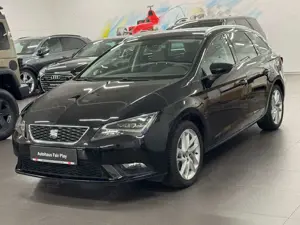 SEAT Leon ST Style LED/NAVI/SHZ/PDC/UNFALLFREI!