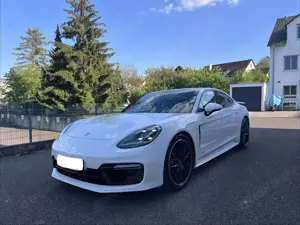Porsche Panamera GTS APPROVED