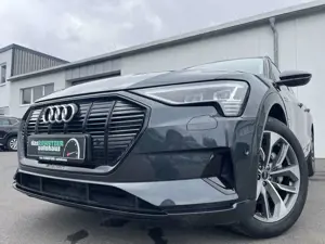 Audi e-tron quattro advanced Black Style AHK Virtual Cockpit D Bild 1