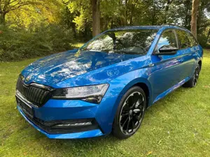 Skoda Superb Combi Sportline iV 1HAND/AHK/STANDHEIZUNG