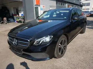 Mercedes-Benz E 220 E 220 d  T Modell
