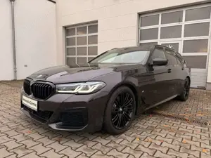 BMW 530 d xDrive TOUR/M-SPORT/KOMFORTSITZ/LASER/AHK