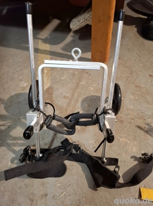 2 neue Gehwägen für behinderte Hunde oder Katzen