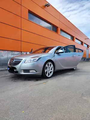 Opel Insignia 2.0 Biturbo 4x4 Led Xenon Navi Memorypaket