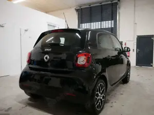 smart forFour Electric Drive EQ KLIMA SITZHEIZUNG BLTH Bild 3