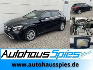 Mercedes-Benz GLA 180 LA 180 7G DCT Style RKam Nav Shz TLeder Tmat Alu17