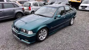 BMW 318 i M-Paket